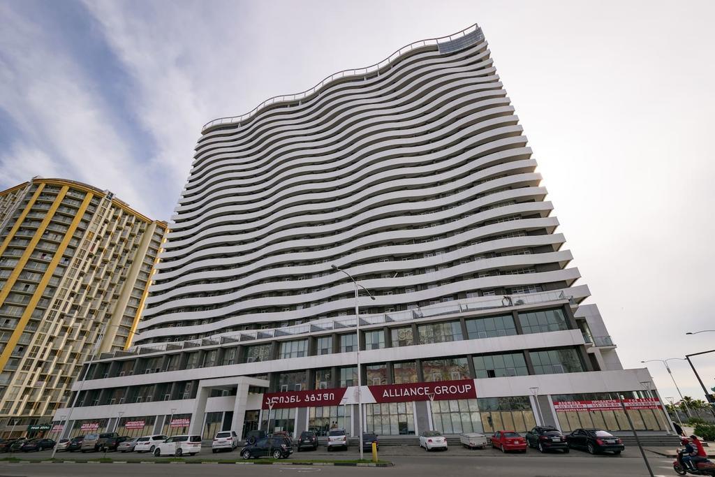 Apartment on Kobaladze str 2 Batumi Bagian luar foto
